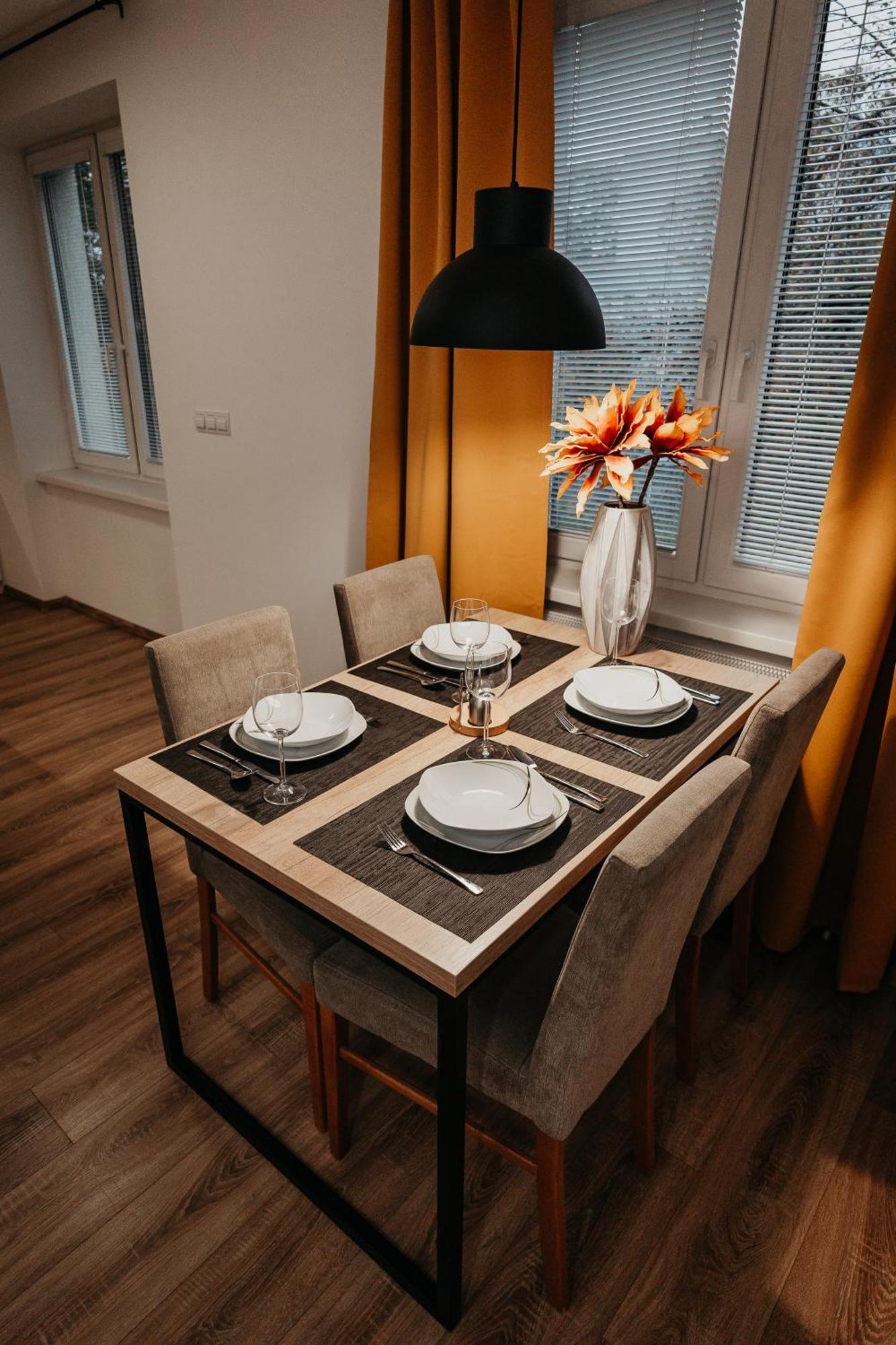Old Town City Center Apartment 2 - Private Parking Included Košice Esterno foto