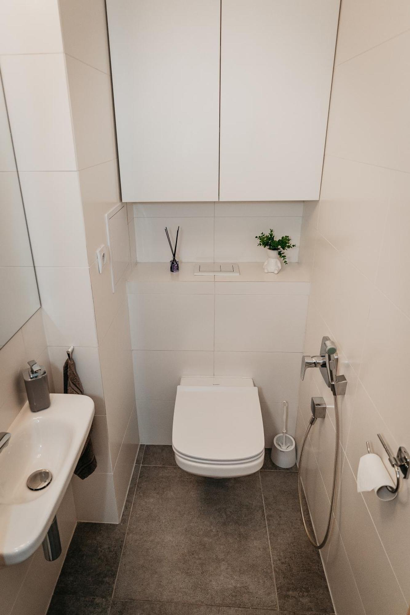 Old Town City Center Apartment 2 - Private Parking Included Košice Esterno foto